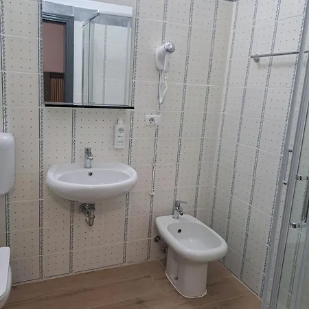 Modena Hotel Modène